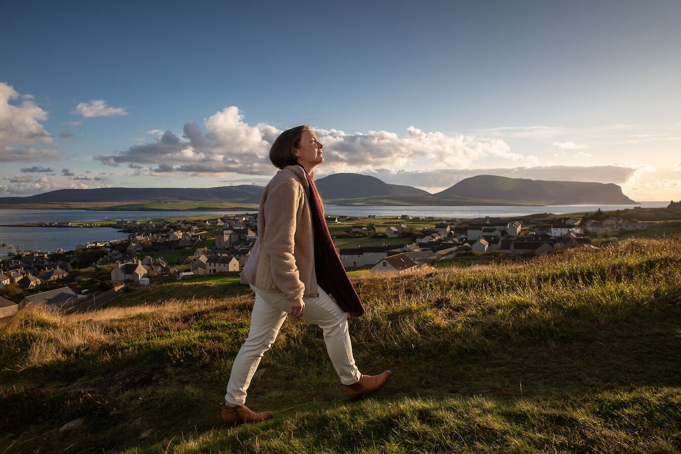 Walking up Brinkie's Brae, Stromness