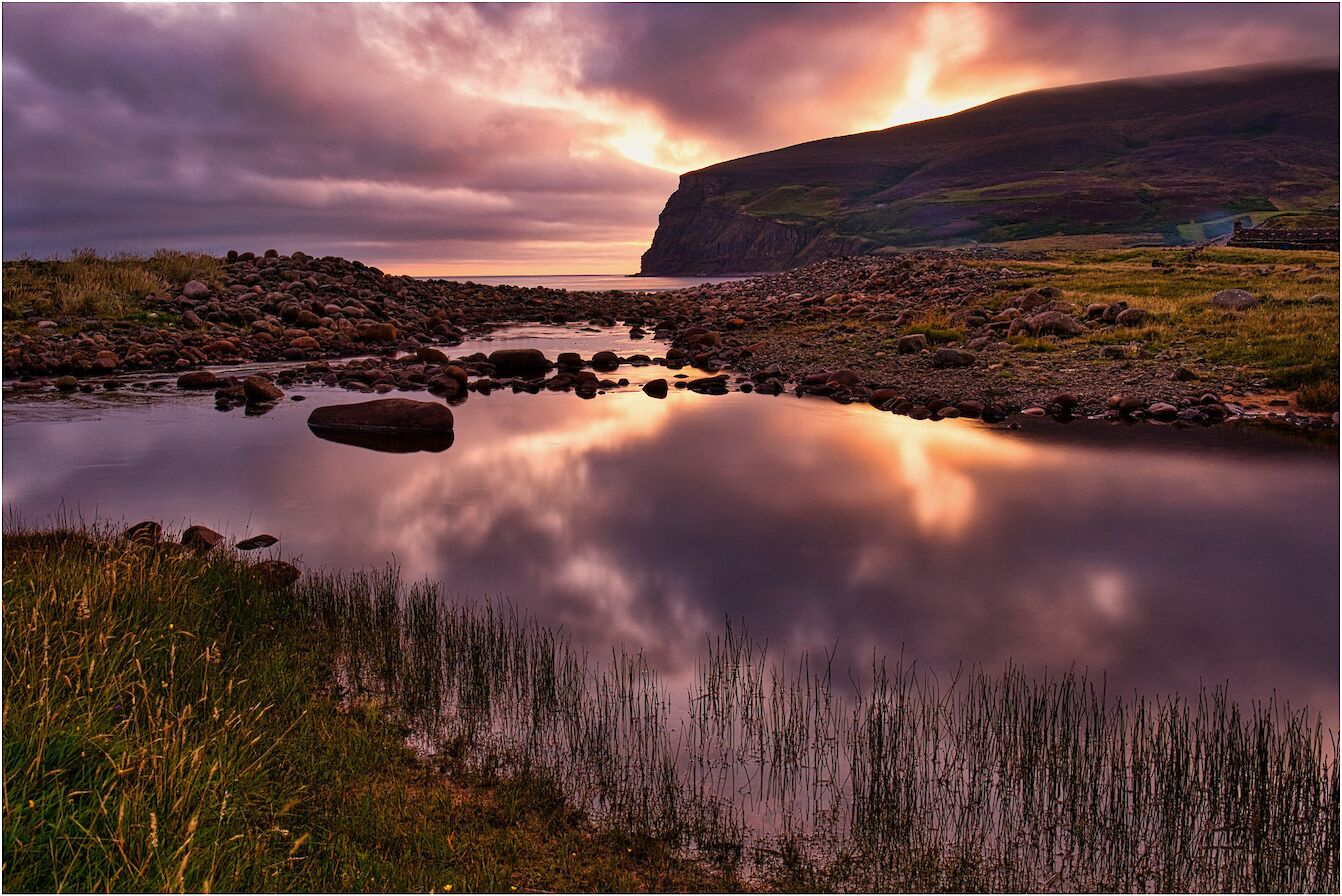 Rackwick, Orkney - image by Robbie Rendall