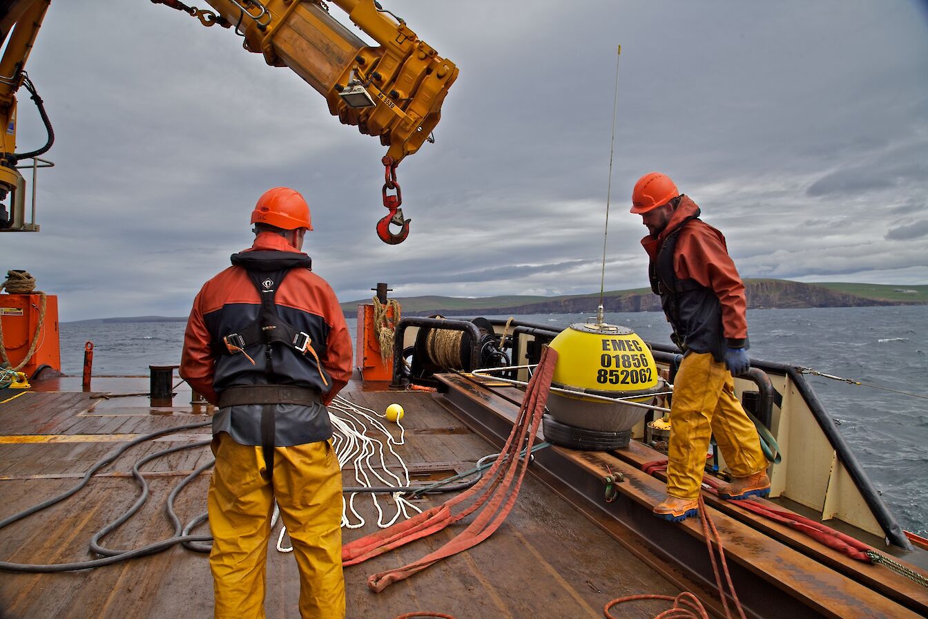 Crew preparing for Waverider deployment - image by Colin Keldie