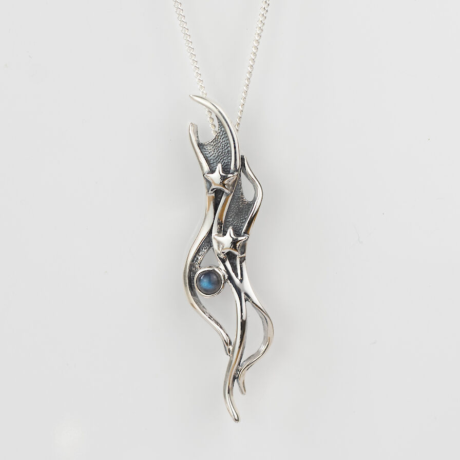 Northern Lights Labradorite Pendant